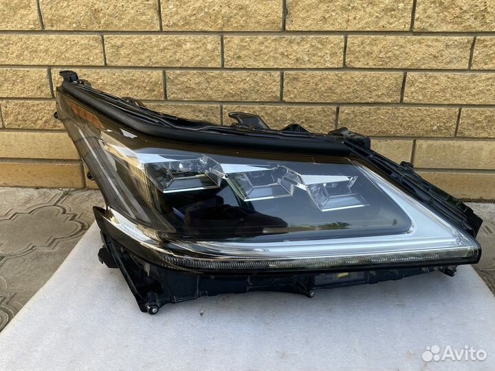 Фара правая Lexus LX 3 под 2 блока LED