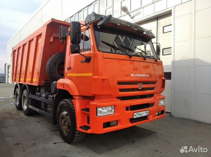 Водитель на Камаз Самосвал