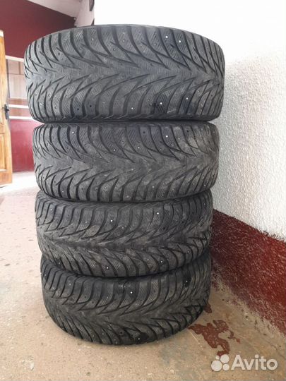 Yokohama IceGuard Stud IG65 285/65 R17