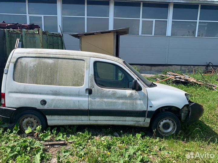 Стеклоподъемник передний правый Berlingo M59