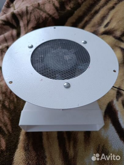 Встраиваемый пылесос для маникюра