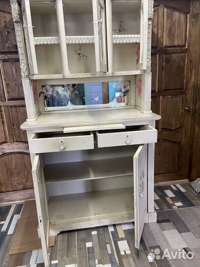 Старинный буфет