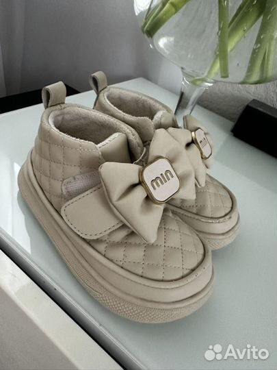 Ботинки демисезонные для девочки 25 размер