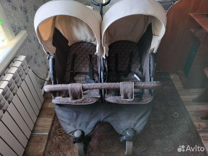 Продам коляску для двойни