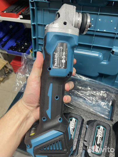 Аккумуляторная болгарка Makita dga 504