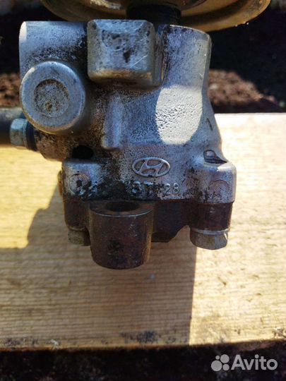 Насос гура на Hyundai accent, Getz. G4EC