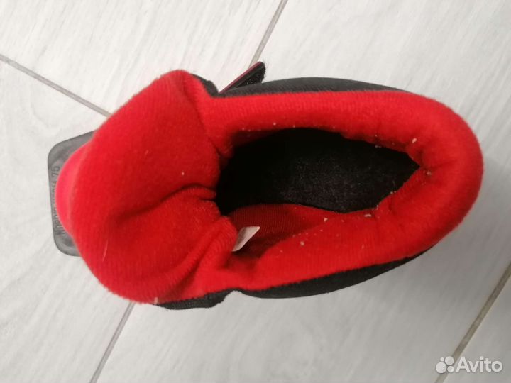 Лыжные ботинки