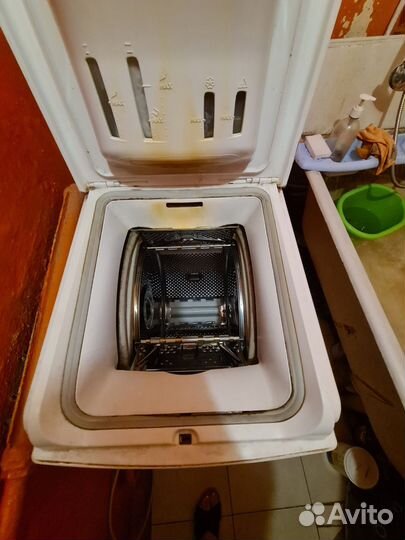 Стиральная машина с вертикальной загрузкой