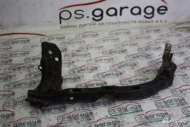 Крепление бампера переднего левое Subaru Impreza