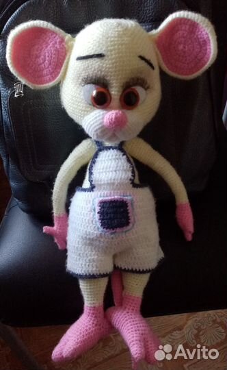 Игрушка Мышь ручной вязки