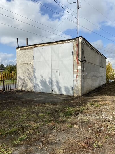 Гараж, > 30 м²