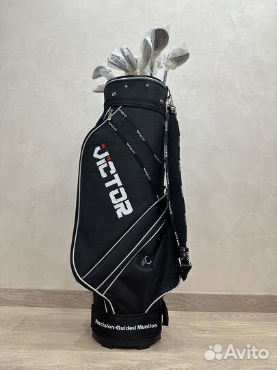 Набор клюшек для гольфа