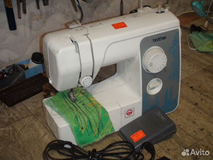 Швейная машинка Brother LX-1400