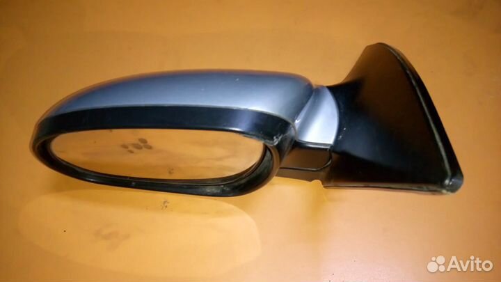 Зеркало левое Hyundai i30 2007-2012