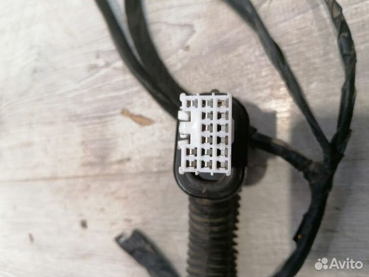 Проводка двери коса Kia RIO 3 Прав