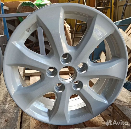 Покраска автомобильных дисков