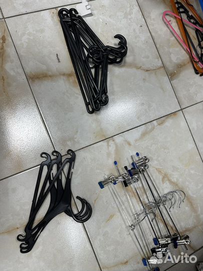 Вешалки плечики детские и взрослые