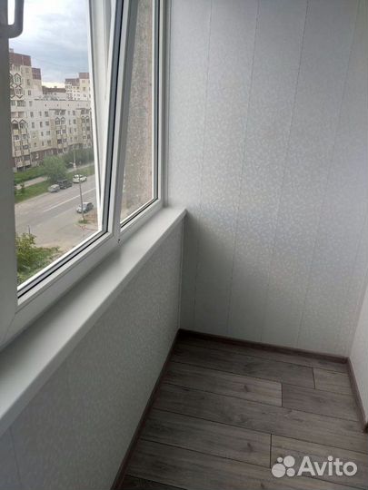 Остекление балконов под ключ