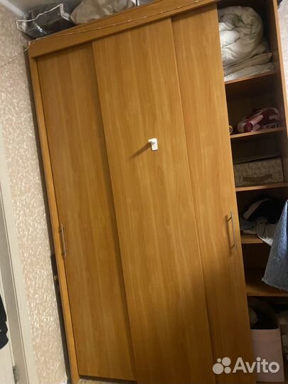 Шкаф для одежды бу