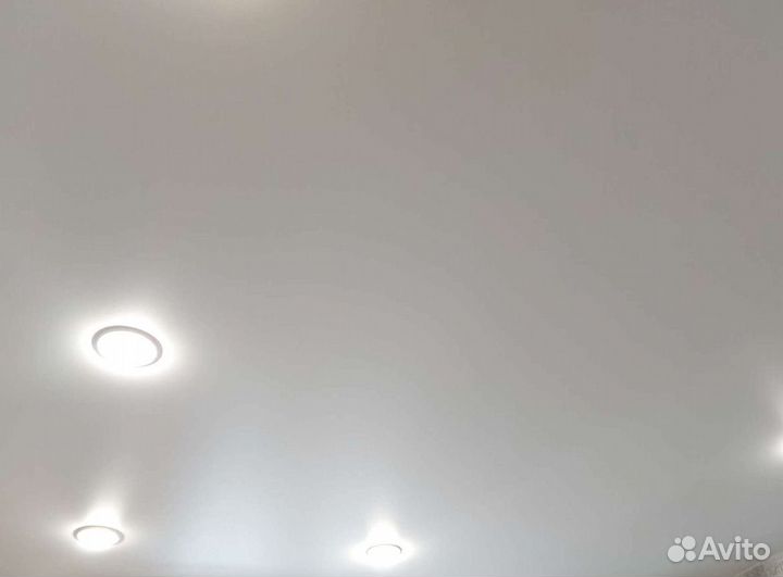 Установка натяжных потолков