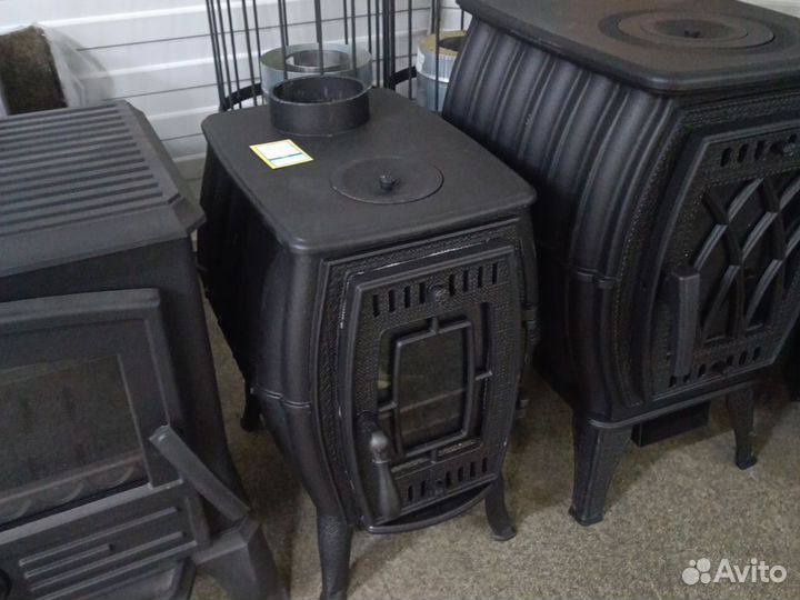 Печь камин чугунная Бахта для дачи и дома