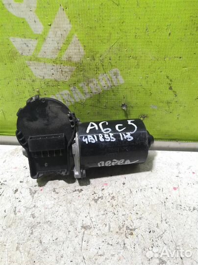Моторчик стеклоочистителя передний Ауди А6 С5