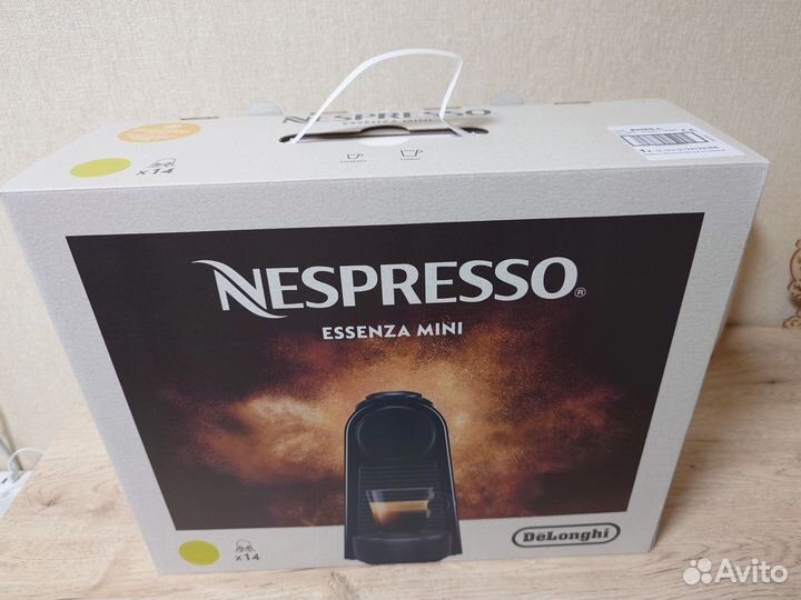 Кофемашина Delonghi Nespresso Essenza EN85.L