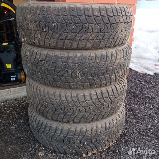 Michelin X-Ice North 3 185/65 R15