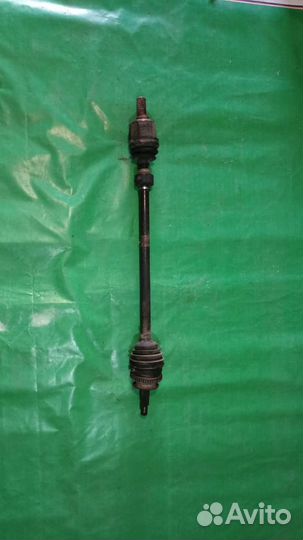 Привод передний правый Hyundai Sonata 2005, 2л МКП