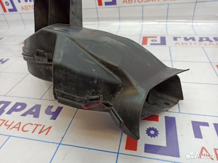 Воздуховод левый BMW X5 (E53) 51717028938. Дефект