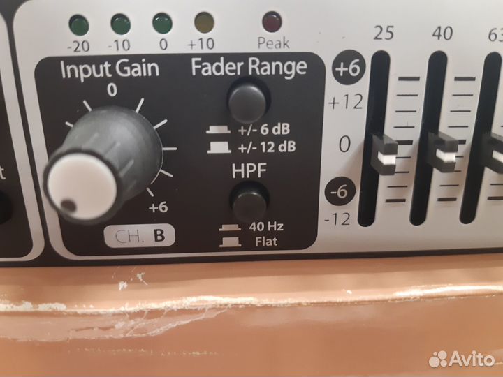 Эквалайзер wharfedale PRO Q 215 новый