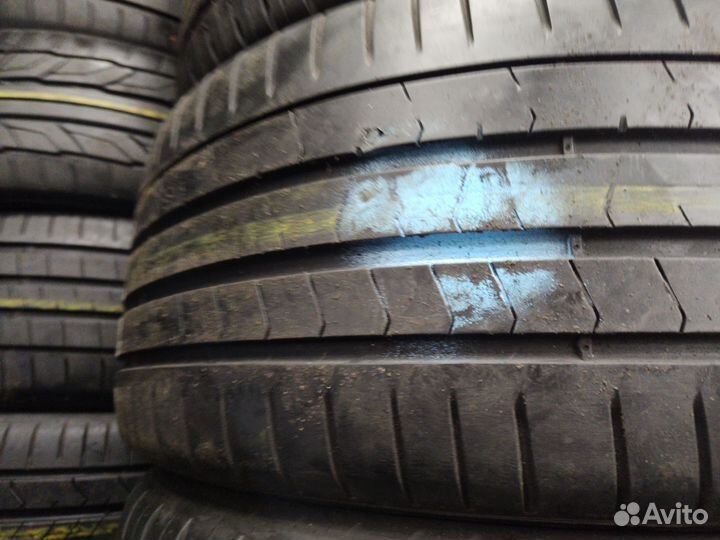 Pirelli P Zero PZ4 255/35 R18