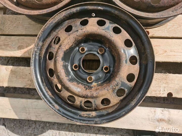 Диски R15 5.5J*15/5*114.3 ET47 D67.1