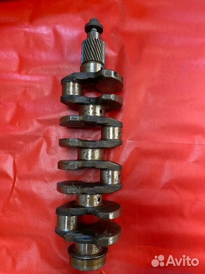 Mitsubishi Pajero 4 коленвал