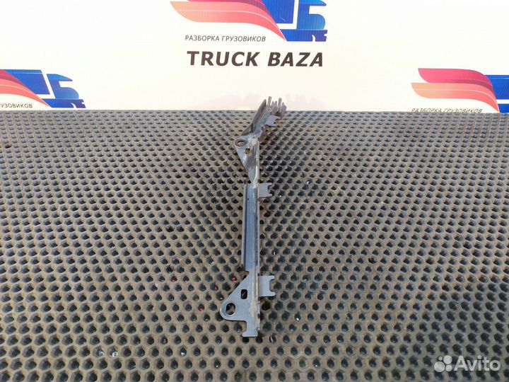 1493309 Кронштейн проводки двигателя