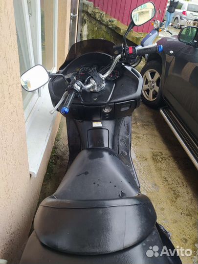 Honda forza MF08 250
