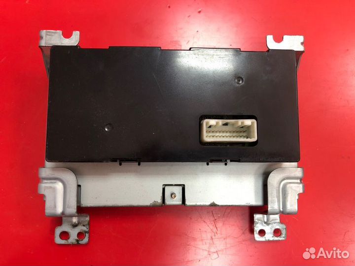 Мультимедиа панель управления Nissan Murano Z50