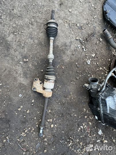 Правый привод Mazda 6 GG