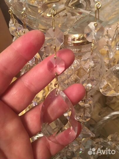 Шикарная хрустальная люстра