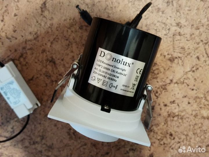 Светильник потолочный встраиваемый