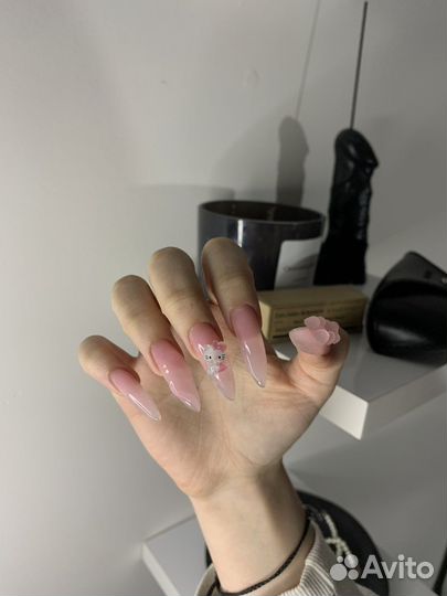 Наращивание ногтей