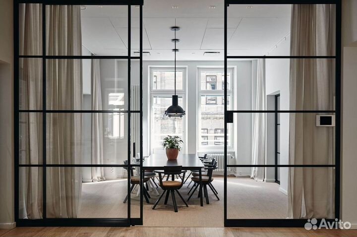 Стеклянная перегородка для офисов от производителя