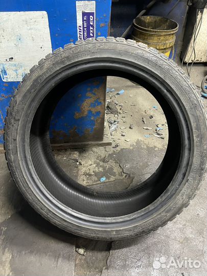 Nokian Tyres Hakkapeliitta 9 225/40 R18 92