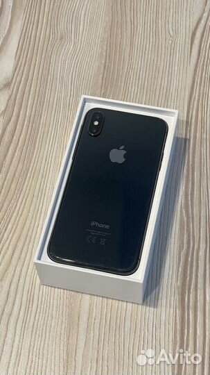 iPhone X, 256 ГБ