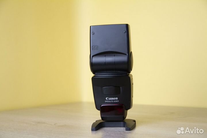 Вспышка canon speedlite 420