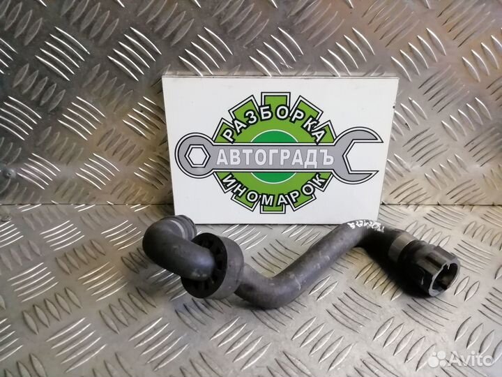 Патрубок охлаждения BMW X5 E53 M54B30 2002г