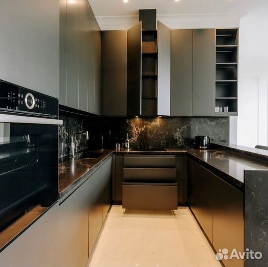 Кухонный гарнитур 