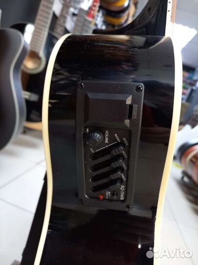 Гитара Электроакустическая