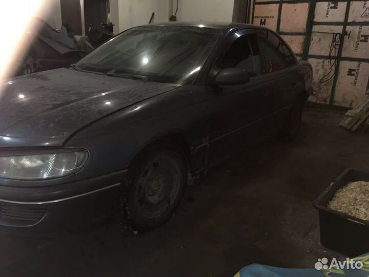 Opel Omega B кузов по частям