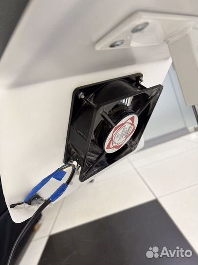 Педикюрная подставка с пылесосом